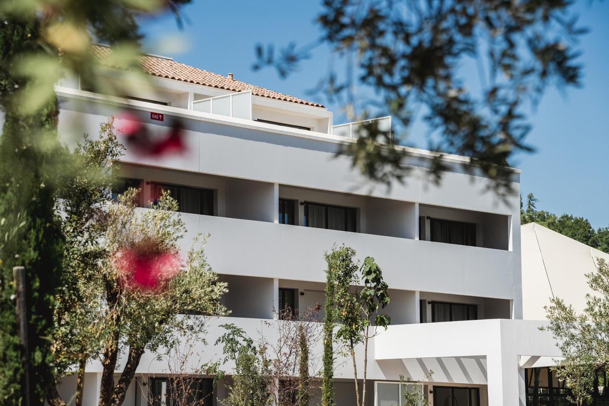 Hotel Le Set & 4*