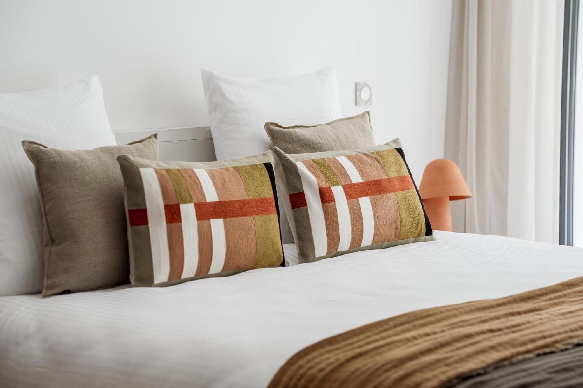Le Set & Hotel